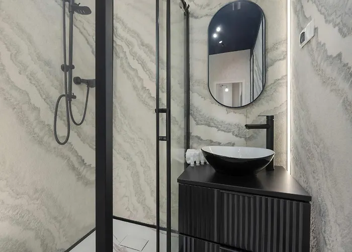 Apartament Beige In Center With Office By Renters