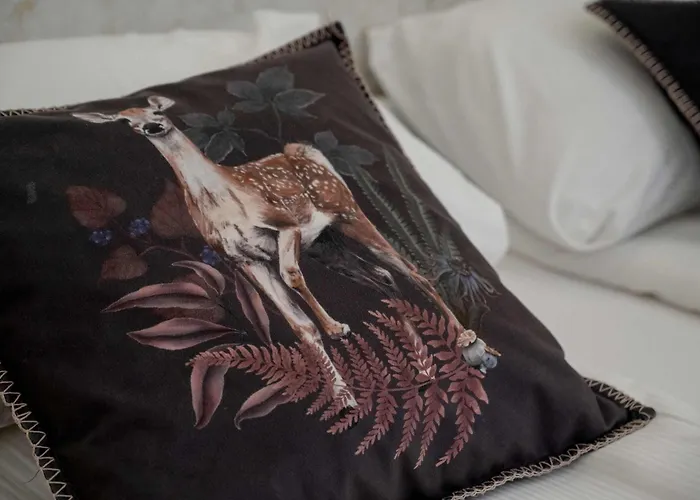 Beige In Center With Office By Renters Apartament