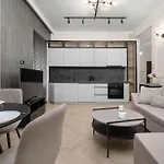 Beige In Center With Office By Renters *