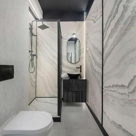 Beige In Center With Office By Renters Appartamento *